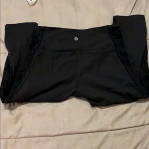 Lululemon crop leggings